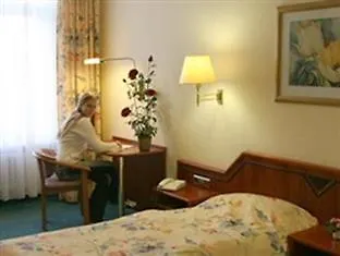 Bb Hotel Berlin 3*,